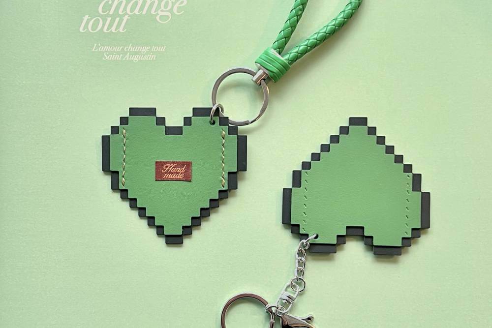 가죽 픽셀하트키링